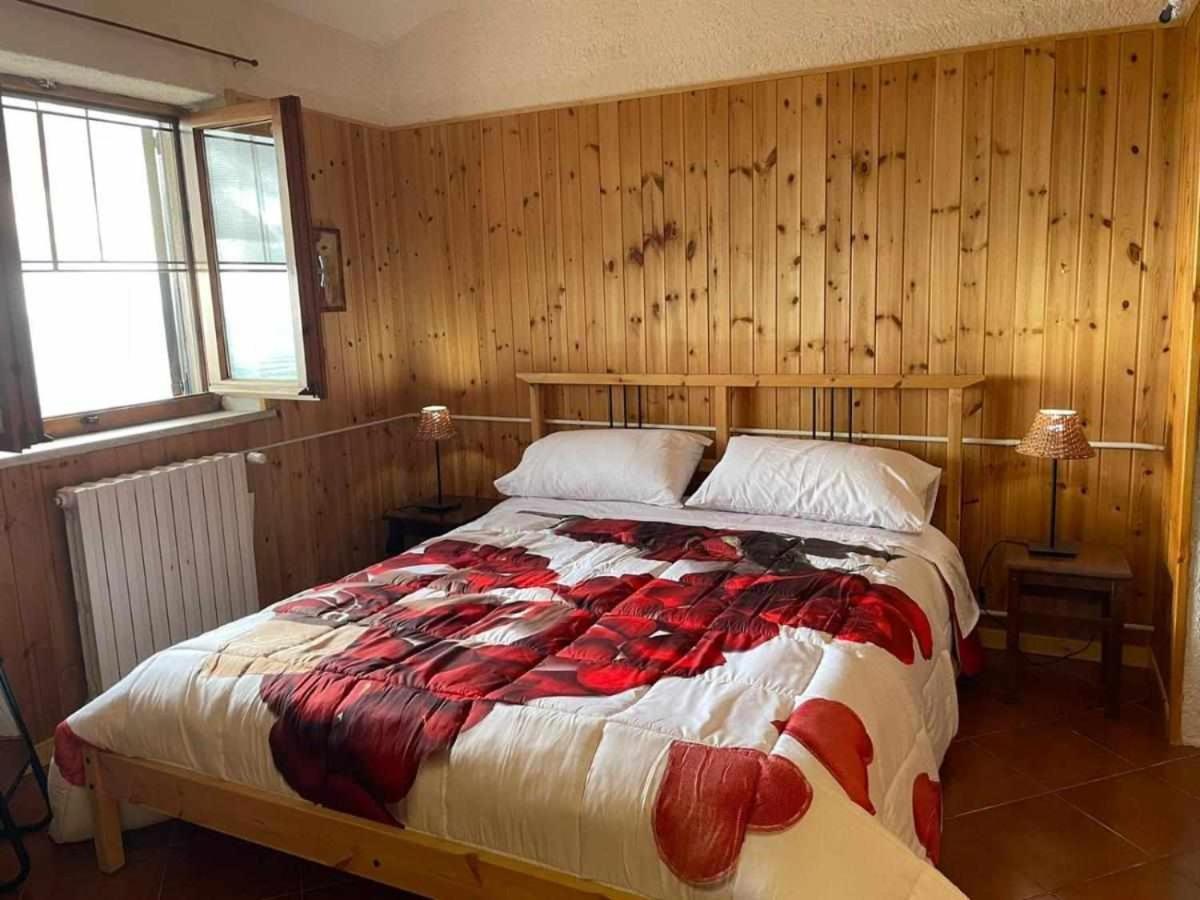 Casa Vacanza Le Viste Serrone Buitenkant foto