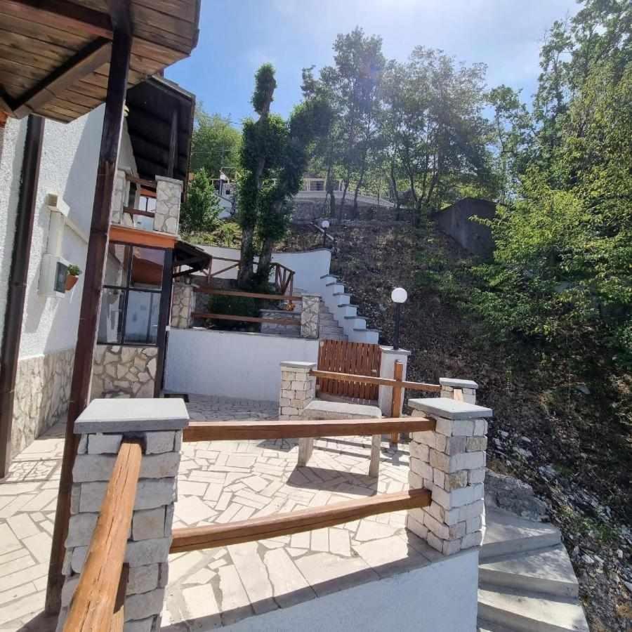 Casa Vacanza Le Viste Serrone Buitenkant foto