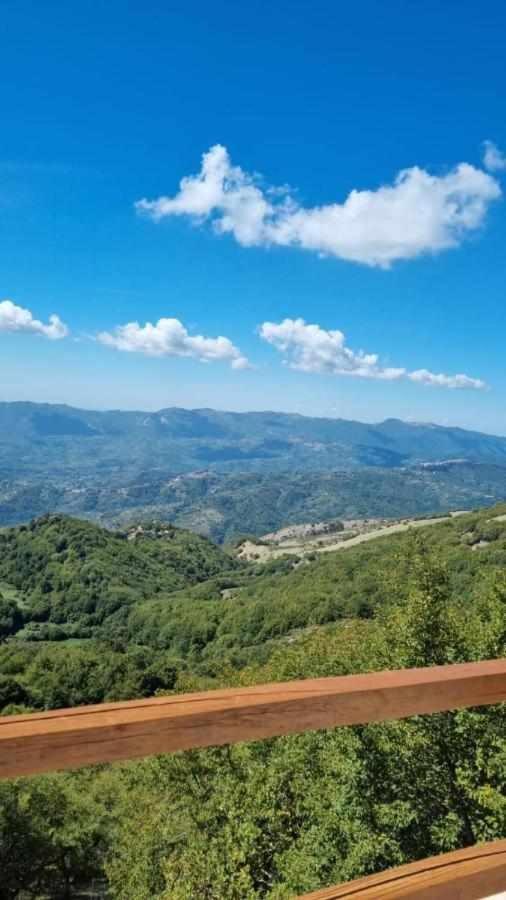 Casa Vacanza Le Viste Serrone Buitenkant foto